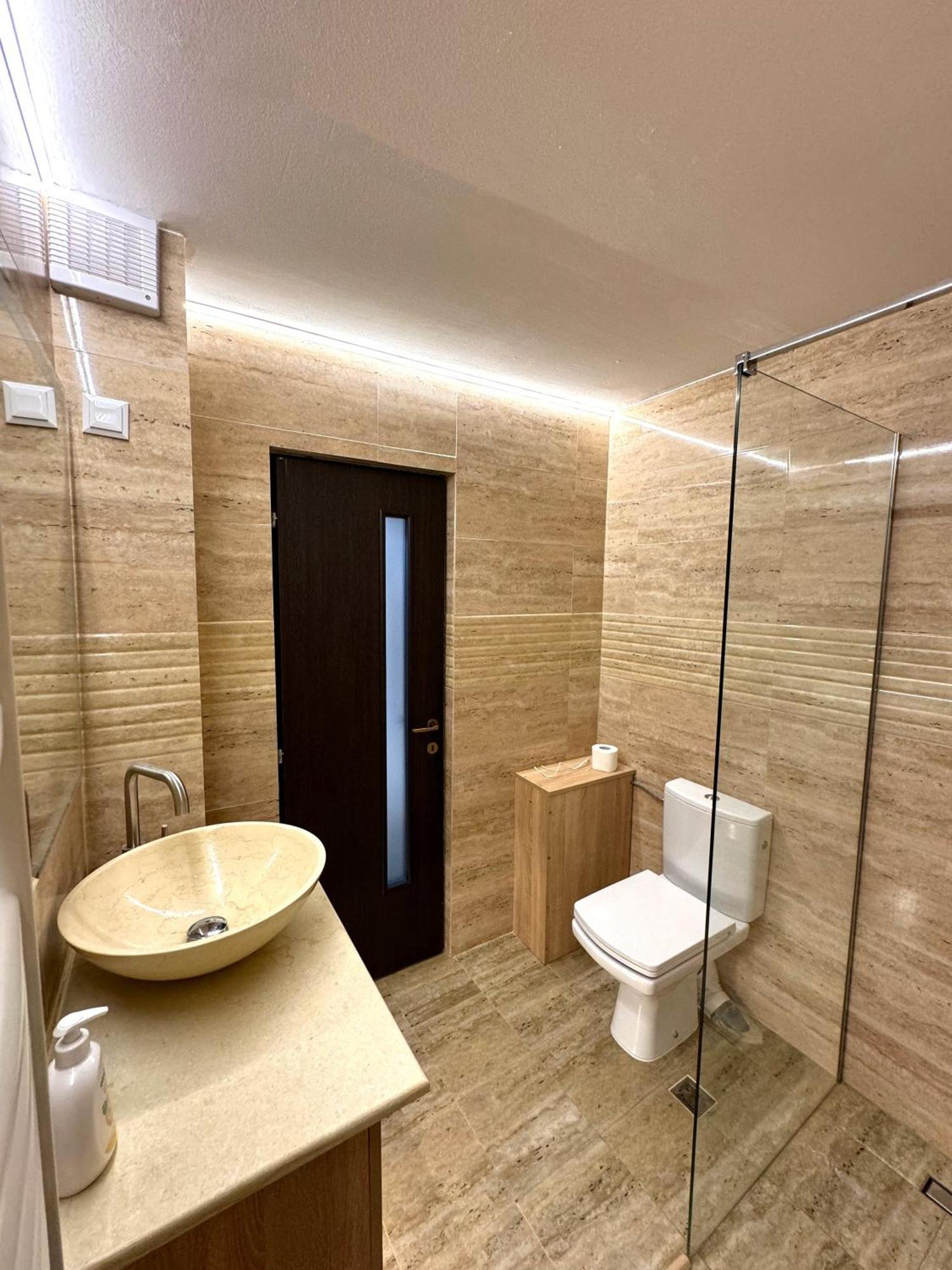 Ultracentral Apartment Târgu Jiu Eksteriør bilde